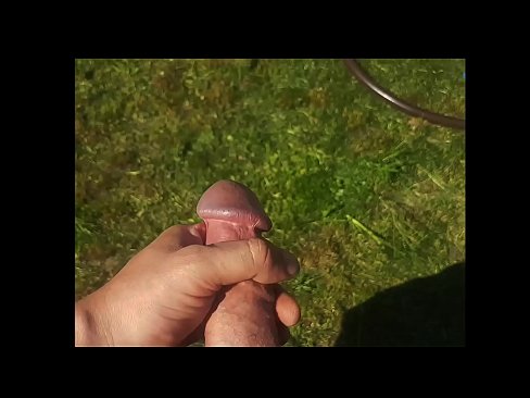❤️ A boazona fica com a rata rosa fodida e ejacula com um esguicho num jardim de Verão ❤️ Porno em porno pt.redgast4asset.ru ❌️❤